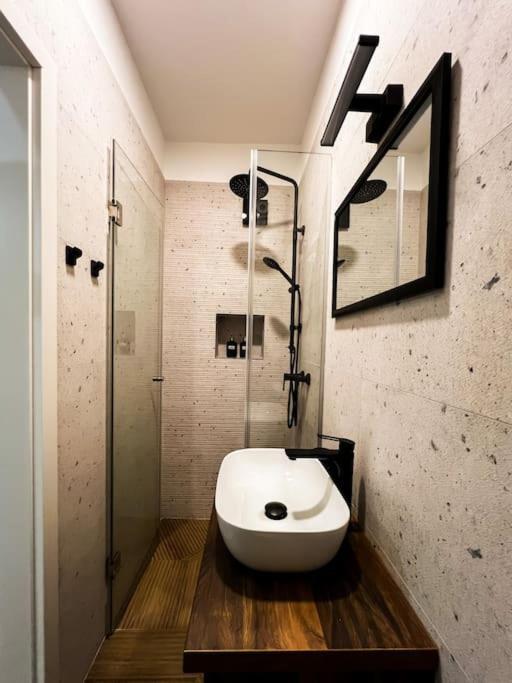 Studio Apartment Joanna غييكا المظهر الخارجي الصورة